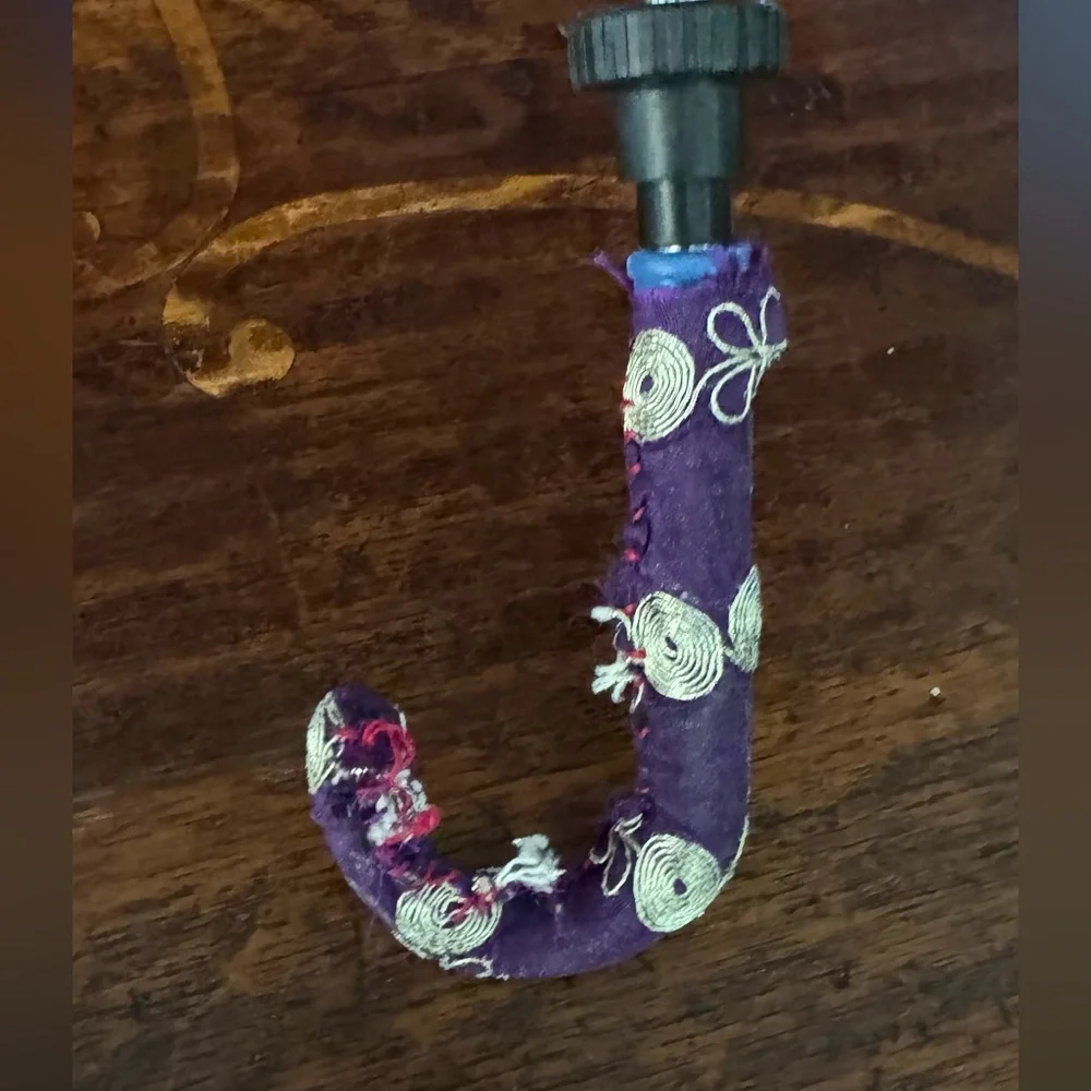 Festive Red and Green Embroidered Silk Sun Parasol Umbrella 25” - Picture 4 of 7